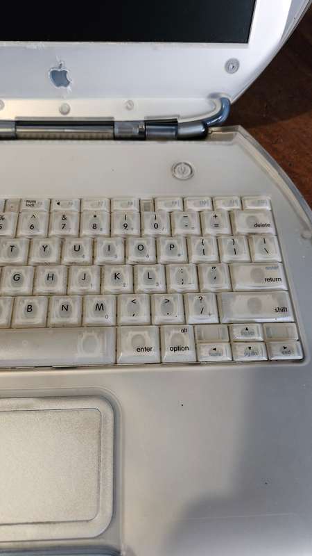 Apple I-Book Computer - MY Family No: M2453