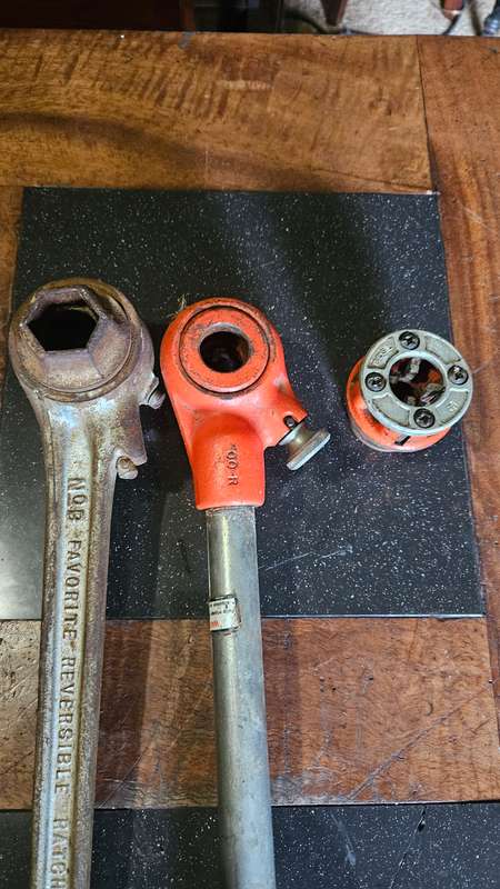 Reversable Ratchet Wrenches