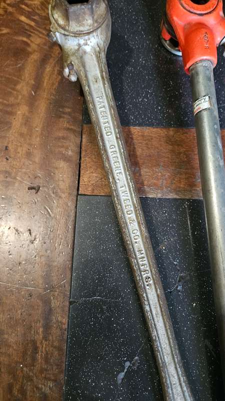 Reversable Ratchet Wrenches
