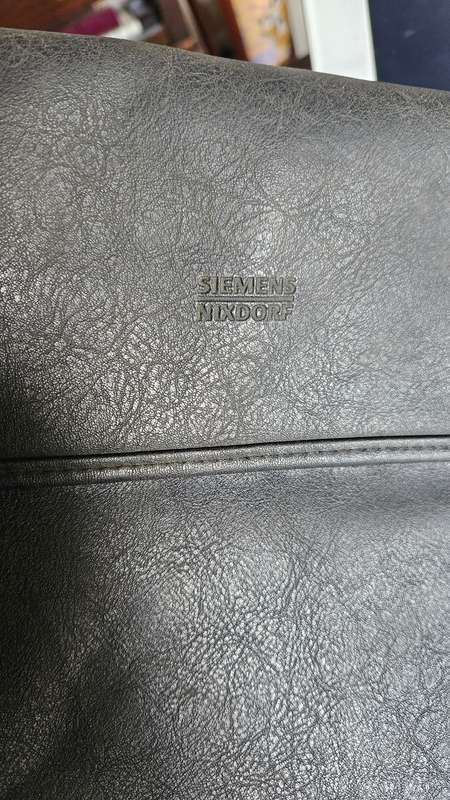 Siemens Nixdorf Model PCD 3 Nsl Laptop