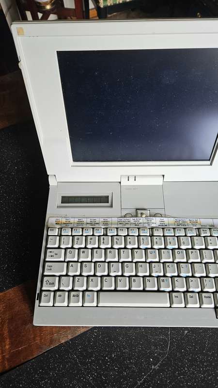 Siemens Nixdorf Model PCD 3 Nsl Laptop