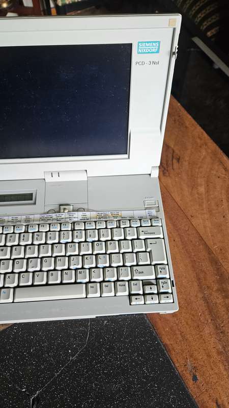 Siemens Nixdorf Model PCD 3 Nsl Laptop