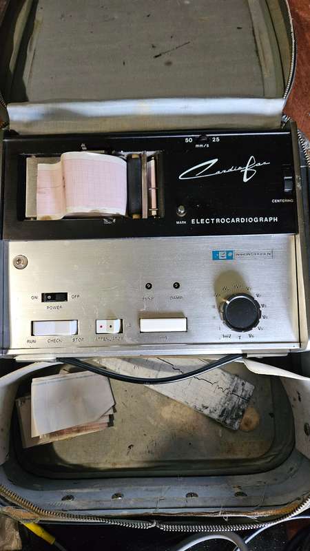 Nihon Kohden Electrocardiograph