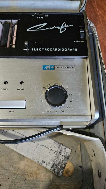 Nihon Kohden Electrocardiograph