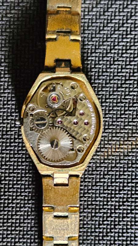 Vintage Cannon Ladies Automatic Wristwatch 17 Jewels Plus Leather Straps
