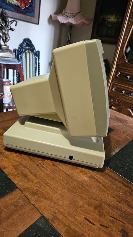 Vintage Olivetti W685 Model 220