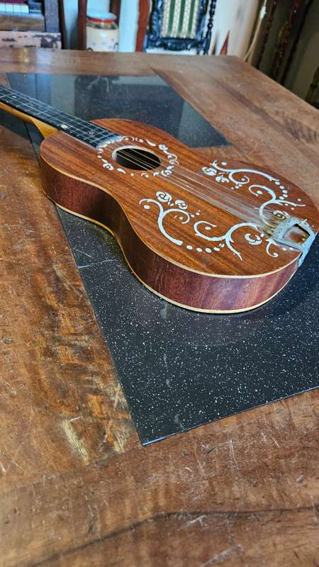 Small Guitar
