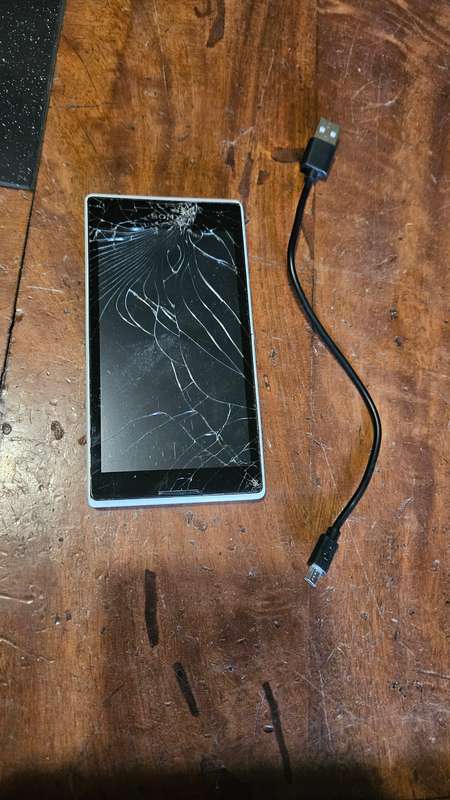 Sony Experia Cell Phone