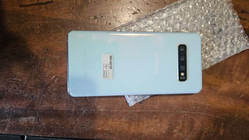 Samsung S10