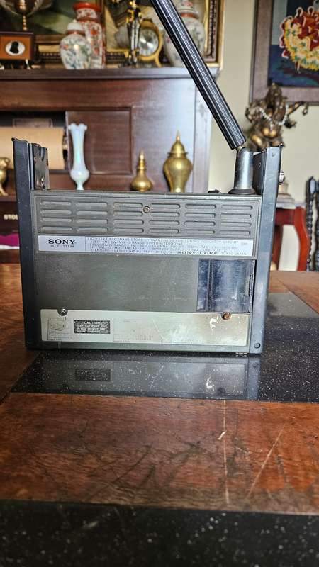 Old Portable Sony Spots 11 Solid State Radio