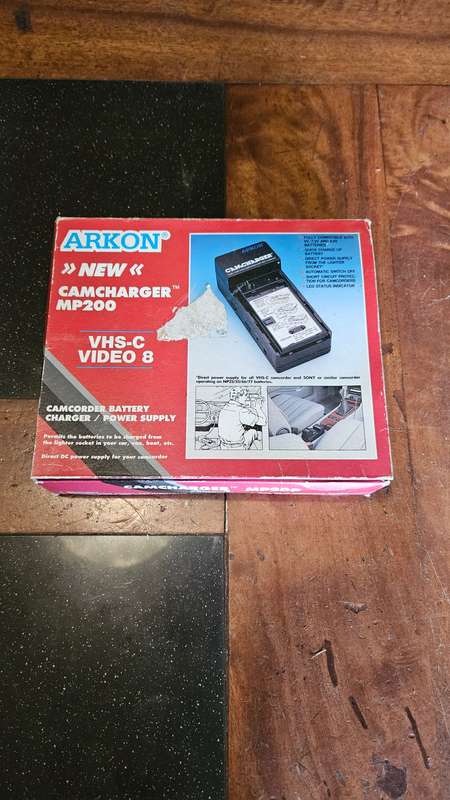 Arkon MP200 Battery Charger
