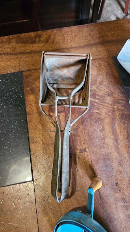 Vintage Items Lot