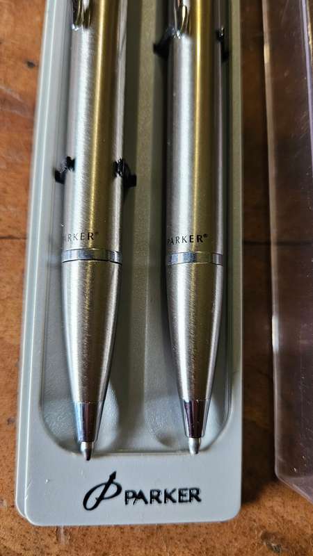Parker Stainless Steel Pen & Pencil set