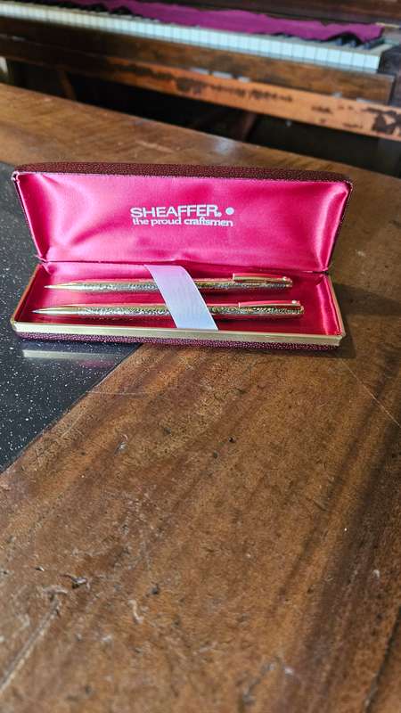 1970s Schaeffer Imperial 12K RGP Leaves & Grapes Pattern