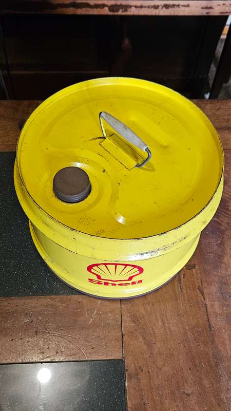 Vintage Shell Container