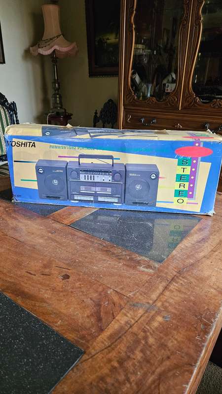 Yoshita Portable Combo Radio