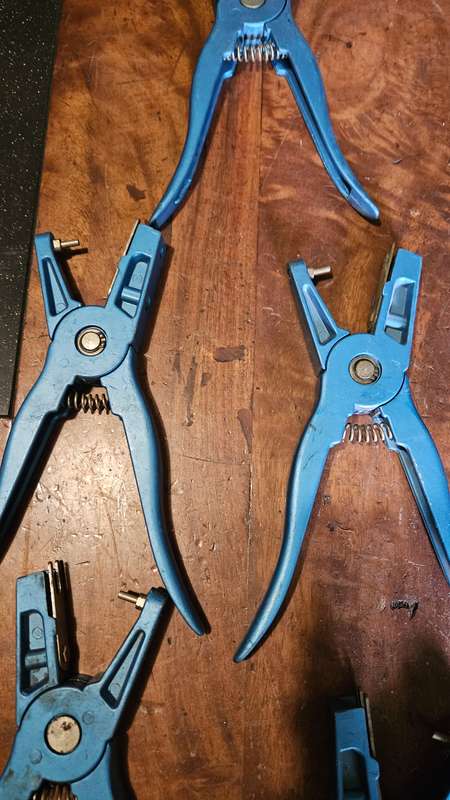 Veterinary Ear Tagging Tools