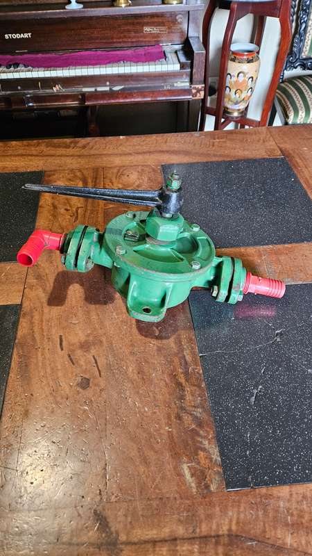 Manual Liquid Pump