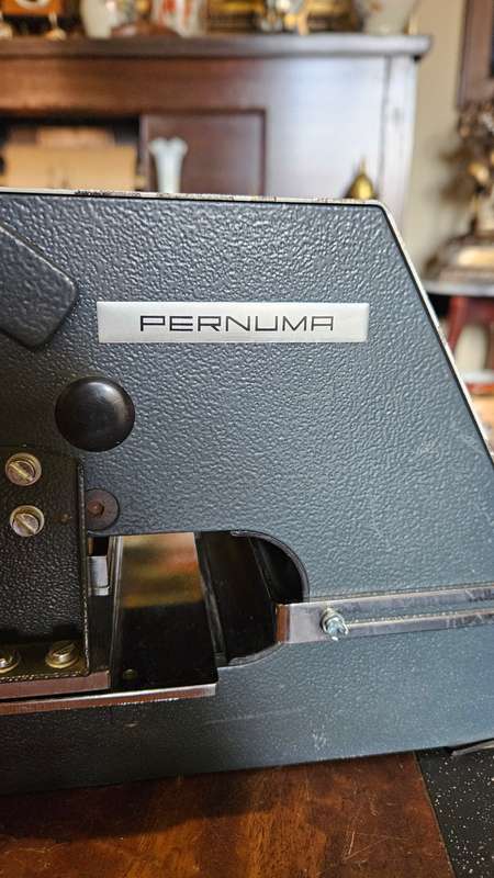 Pernuma Perfoset 1