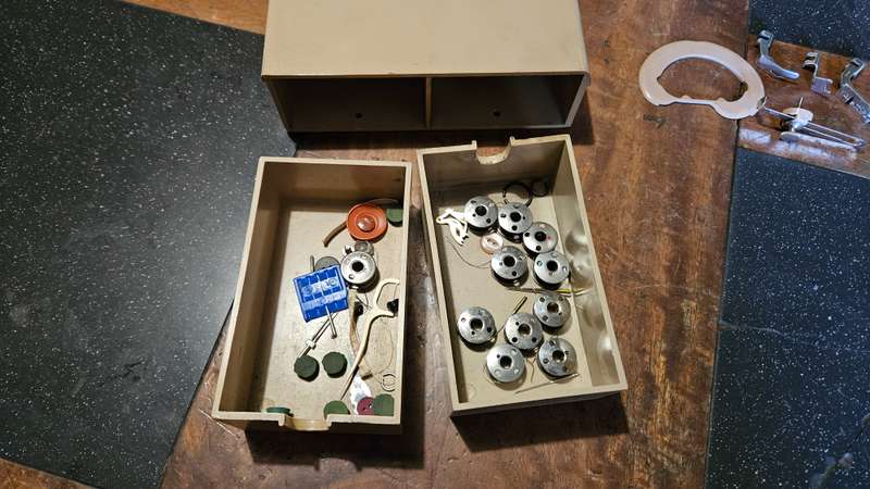 Vintage Singer Sewing Machine Plus Accessories