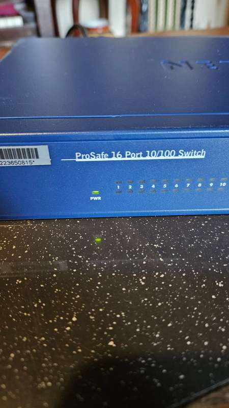 2 X NetGear ProSafe 16 Port 10/100 Switch
