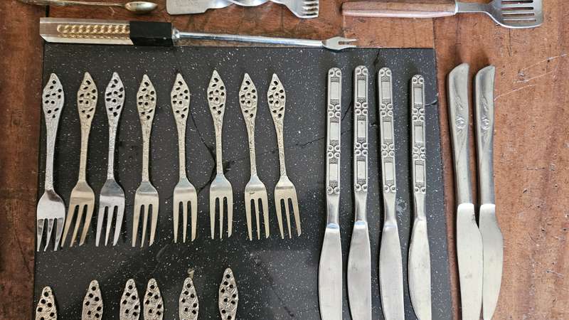 Cutlery Lot