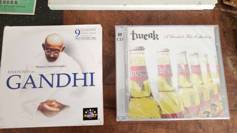 Variety of Usable & Collectable Goodies
