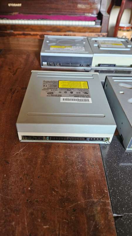 CD Rom Drive Lot