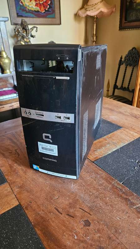 Compaq Desktop Computer