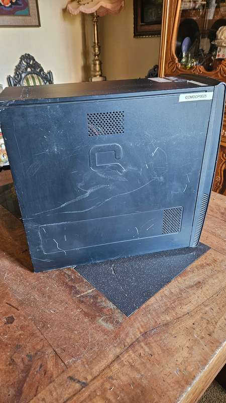 Compaq Desktop Computer
