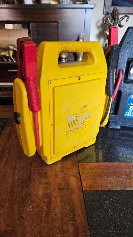 2 Battery Chargers