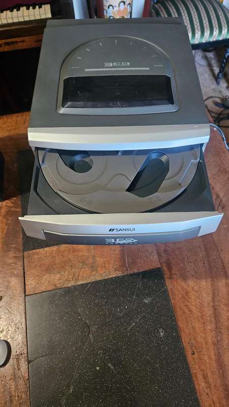 Sansui 3 CD Changer HiFi Music system