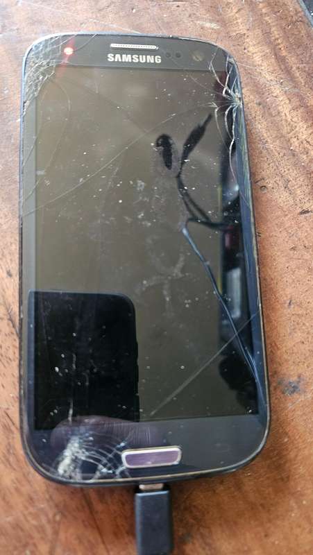 Cell Phone Lot