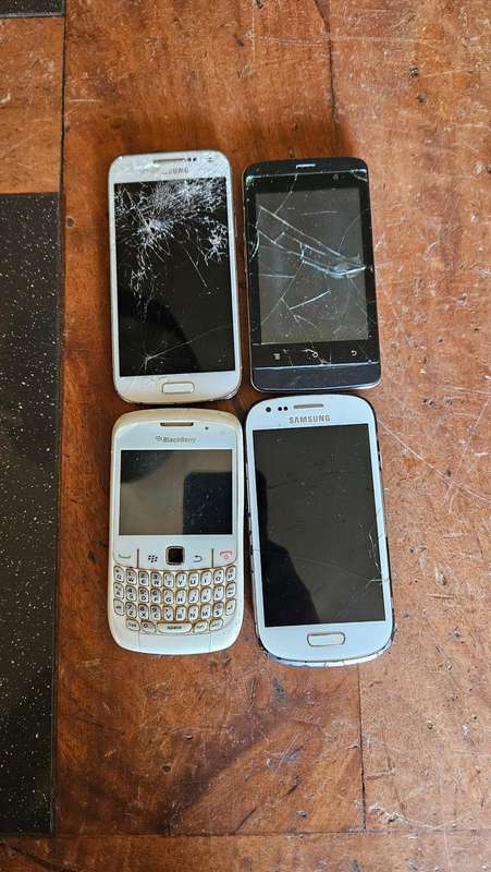 Various Cell Phone Lot