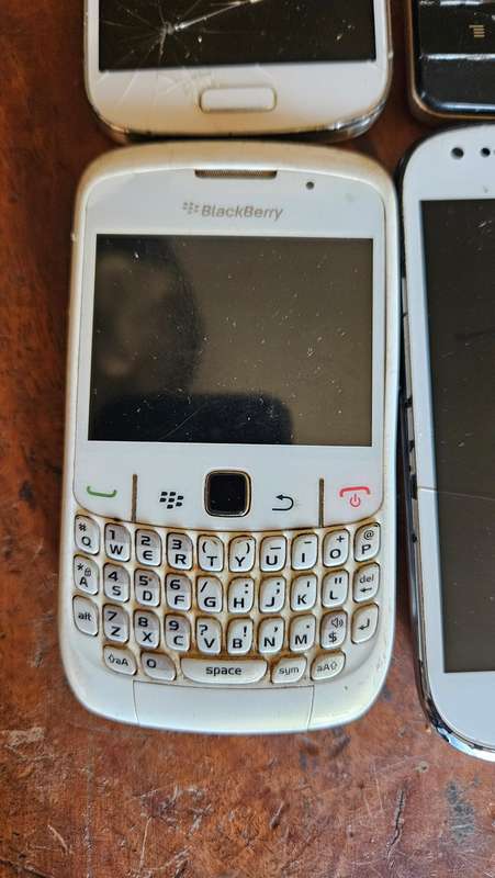 Various Cell Phone Lot