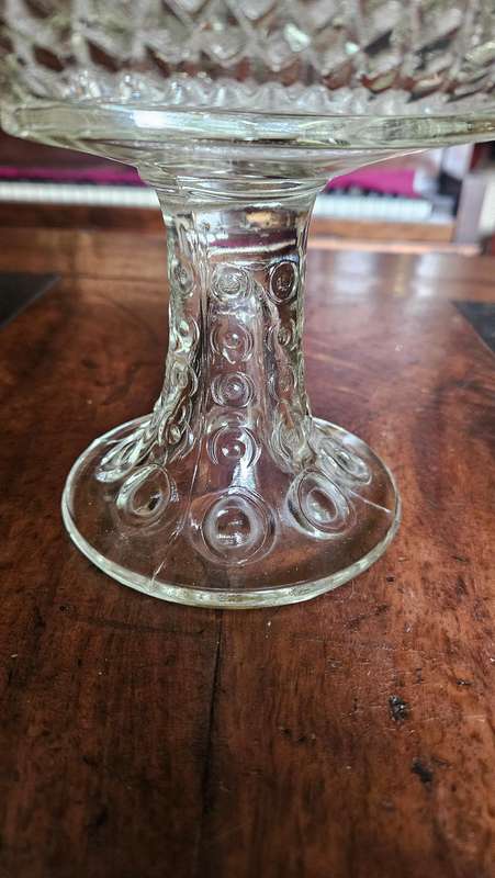 Vintage LE Smith Diamond Point 650 Compote