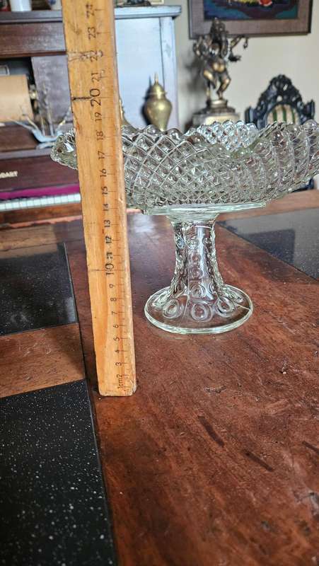 Vintage LE Smith Diamond Point 650 Compote