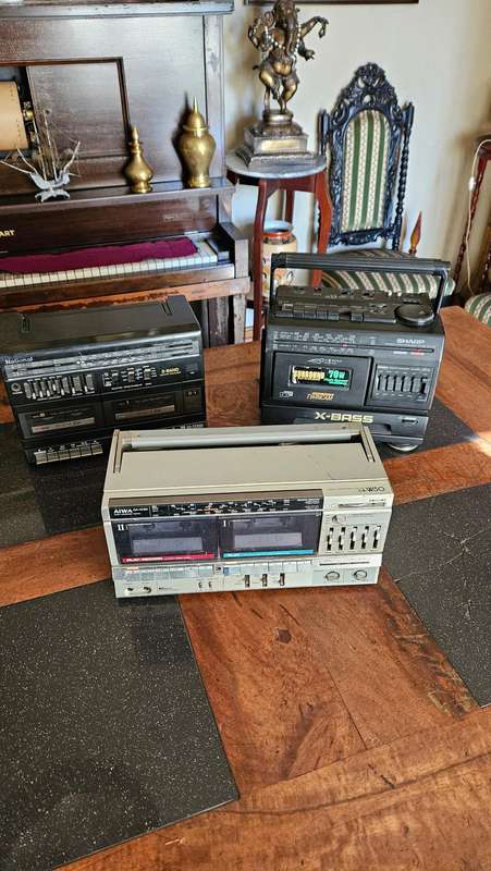 Portable Radio Lot