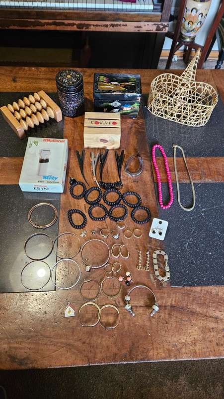 Jewellery Lot Plus More