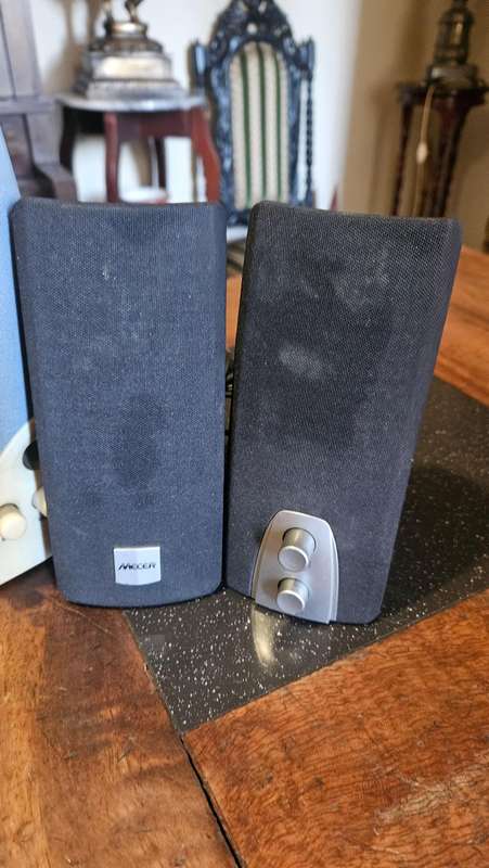 Computer Speakers Lot & Microphone