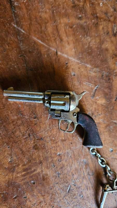 Vintage Cap Gun Plus Various Usable Goodies