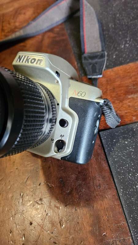 Nikon N60 Camera