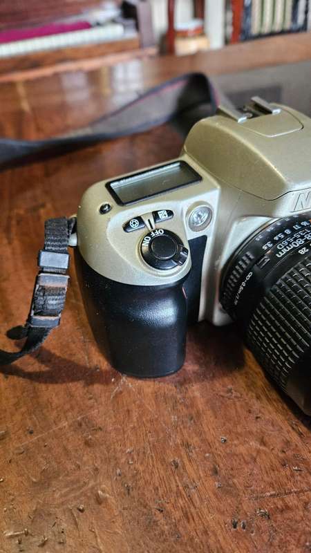 Nikon N60 Camera