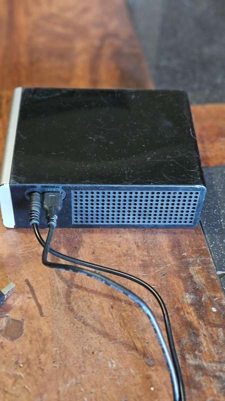 HP External Hard Drive Model hp dt 2000i