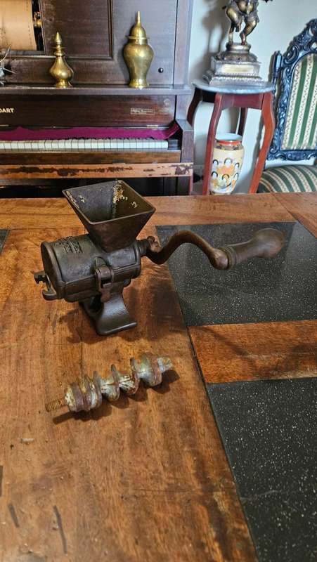 Vintage Lovelock No 2 Tobacco Cutter