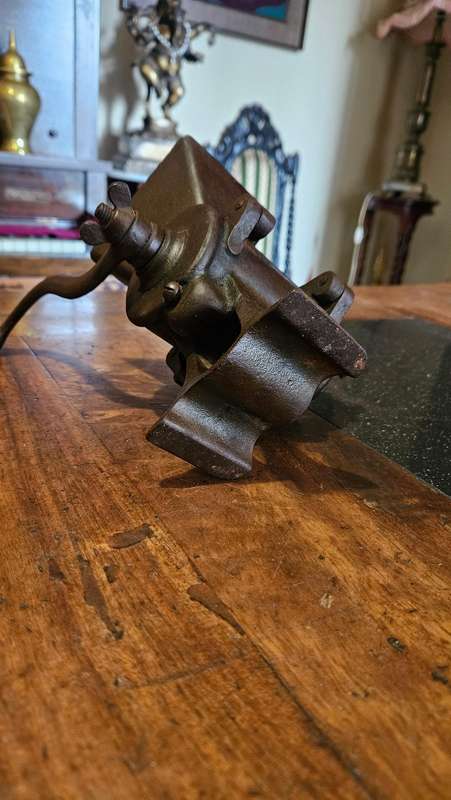 Vintage Lovelock No 2 Tobacco Cutter