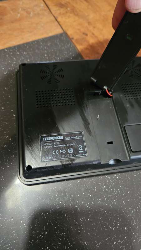 Electronics lot