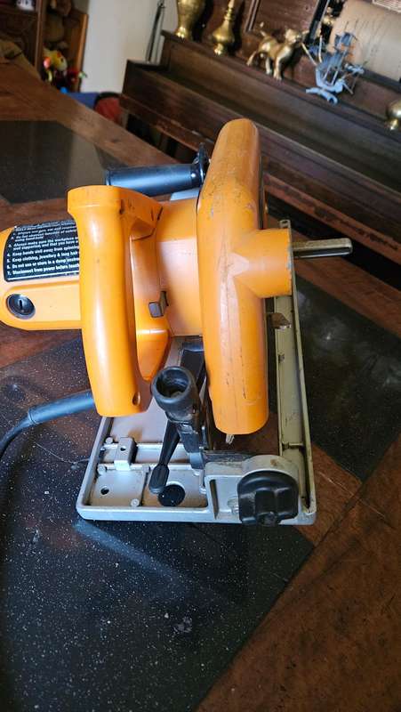 Triton 235mm Circular Saw