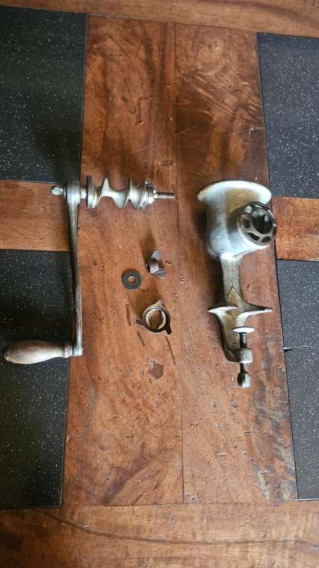 Anbtique Universal Meat Grinder No: 2