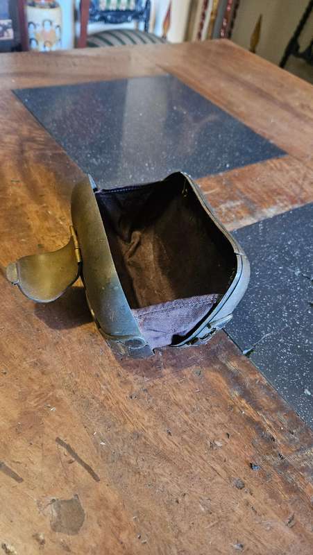 Vintage Metal  Coin Purse